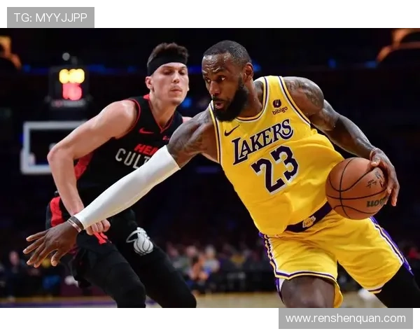 NBA最新动态：詹姆斯迎来生涯新高湖人战绩稳步提升球队未来充满希望