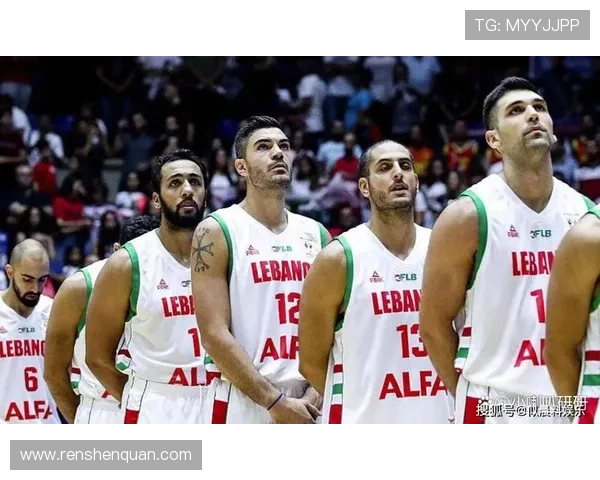 中国篮球队奋勇拼搏逆袭美国队 迎来历史性胜利 创下世锦赛新纪录 中国篮球队奋勇拼搏逆袭美国队 迎来历史性胜利 创下世锦赛新纪录