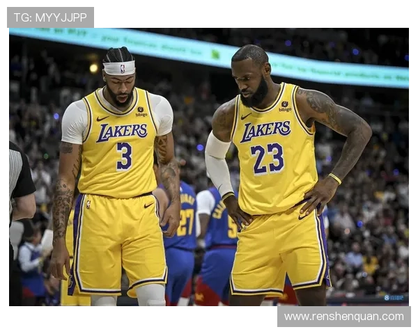 湖人队签约新援加强阵容 詹姆斯与戴维斯力求再创辉煌