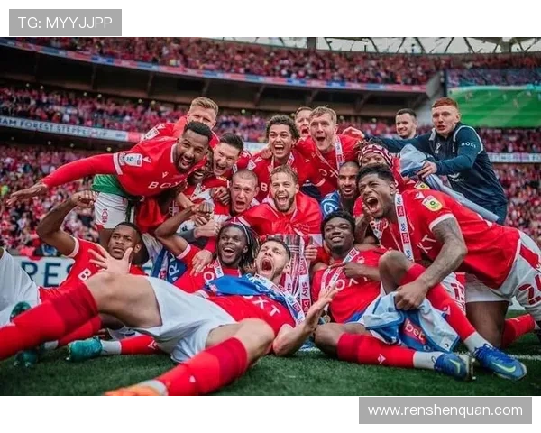 诺丁汉森林足球俱乐部历史辉煌与现状解析探讨